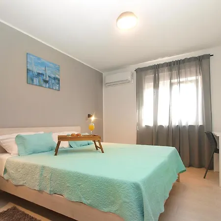 Holiday home Fuer 6 Personen Ca 60 Qm In Fazana, Istrien Istrische Riviera Fazana