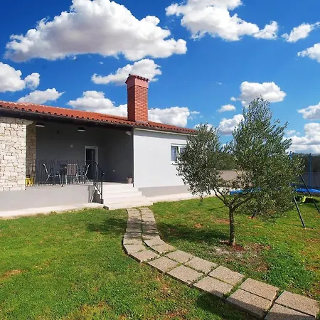 Fuer 6 Personen Ca 60 Qm In Fazana, Istrien Istrische Riviera Holiday home Fazana